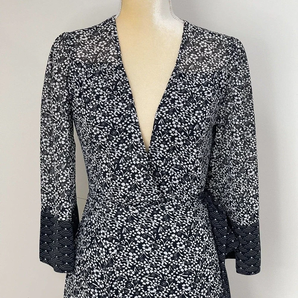 Tularosa Jolene Wrap Maxi Dress Size XS Navy Floral